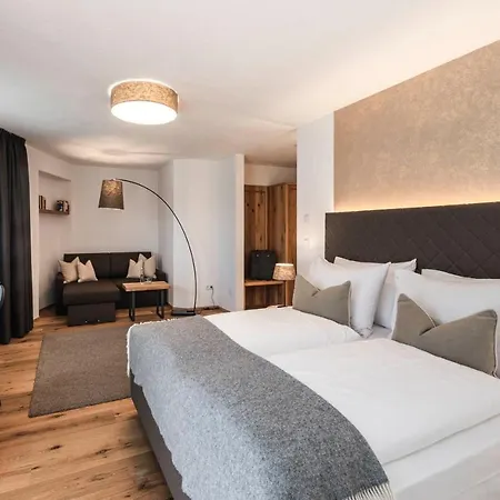 Grumer Suites&spa Otel Soprabolzano