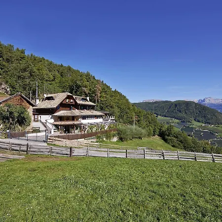 Grumer Suites&spa Soprabolzano